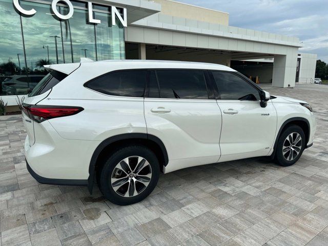 2020 Toyota Highlander Hybrid XLE