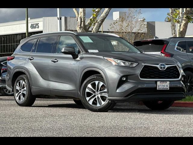 2020 Toyota Highlander Hybrid XLE