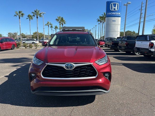 2020 Toyota Highlander Hybrid XLE