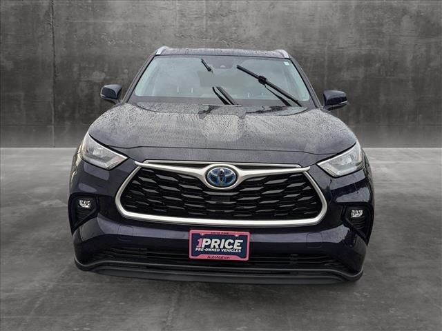 2020 Toyota Highlander Hybrid XLE