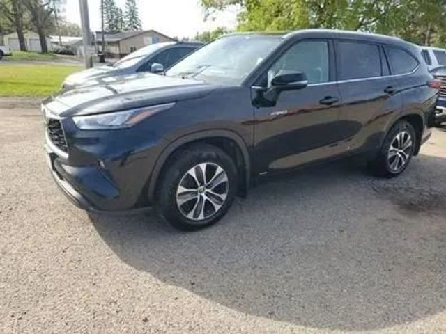 2020 Toyota Highlander Hybrid XLE
