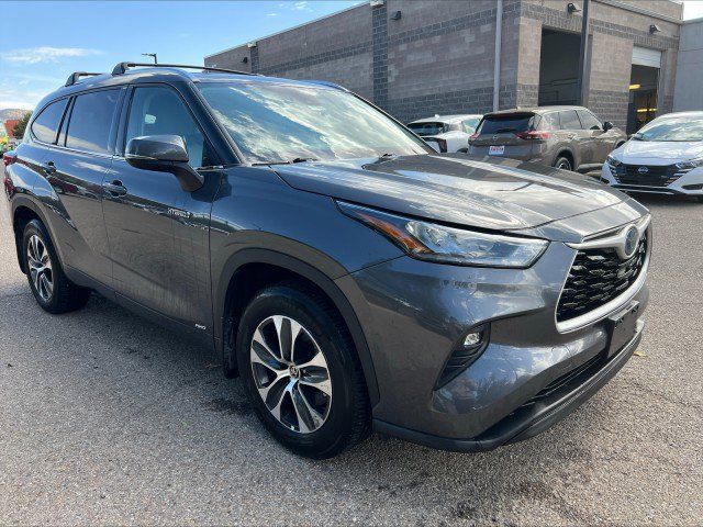 2020 Toyota Highlander Hybrid XLE