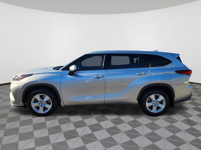 2020 Toyota Highlander LE