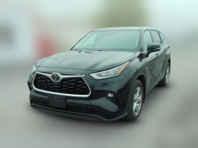 2020 Toyota Highlander LE