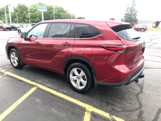 2020 Toyota Highlander LE