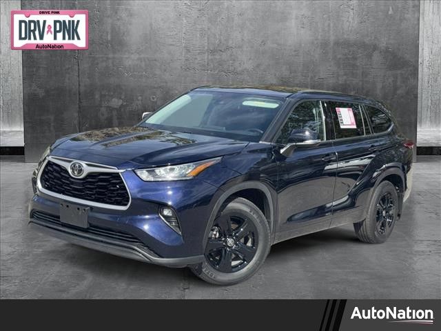 2020 Toyota Highlander LE