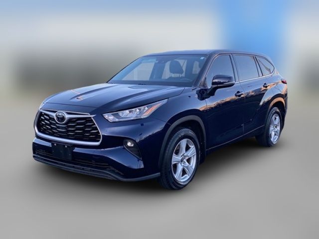 2020 Toyota Highlander LE