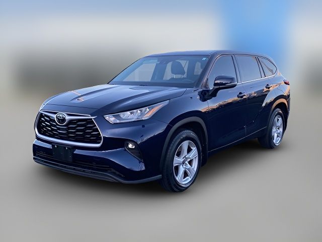 2020 Toyota Highlander LE