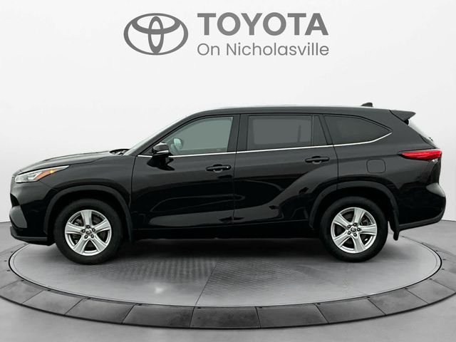 2020 Toyota Highlander LE