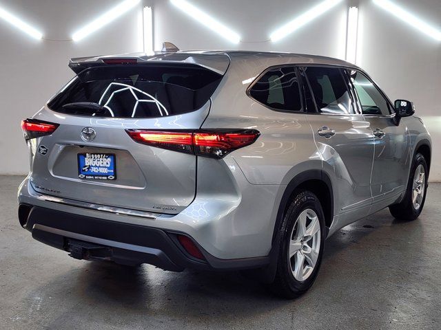 2020 Toyota Highlander LE