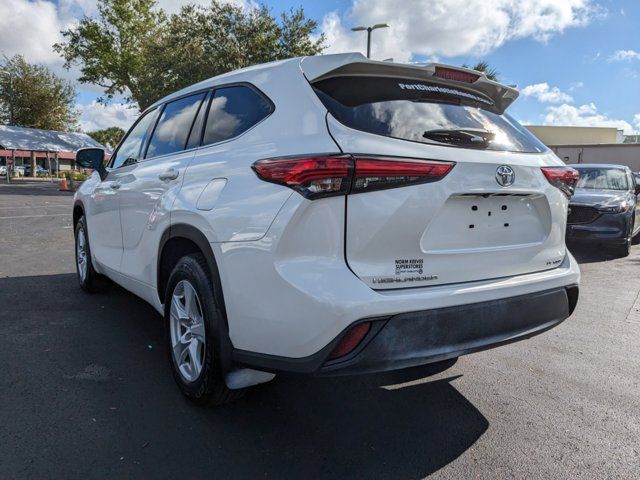 2020 Toyota Highlander LE