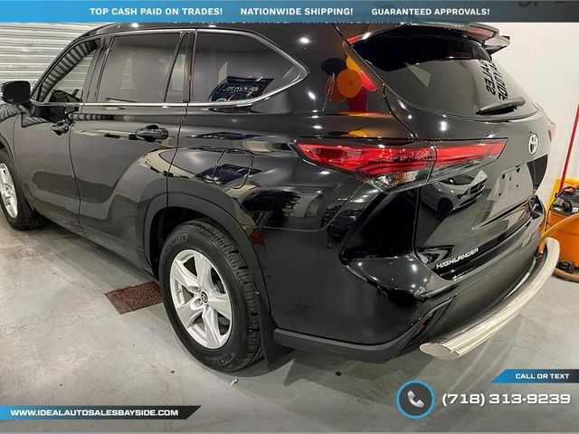 2020 Toyota Highlander LE