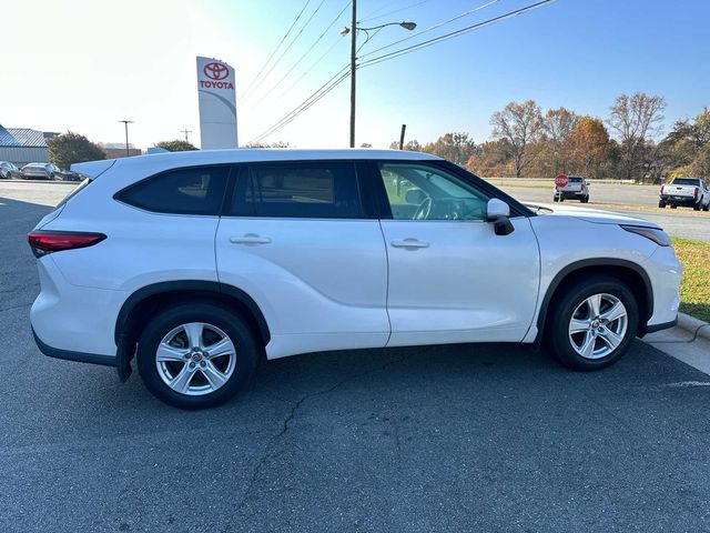 2020 Toyota Highlander LE