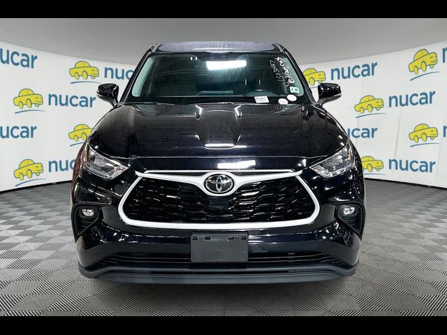 2020 Toyota Highlander LE