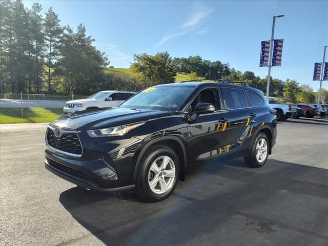 2020 Toyota Highlander LE