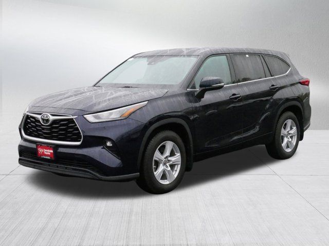 2020 Toyota Highlander LE