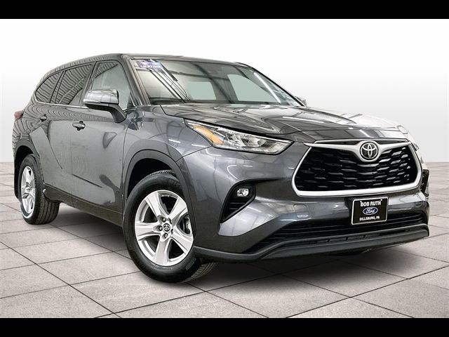 2020 Toyota Highlander LE