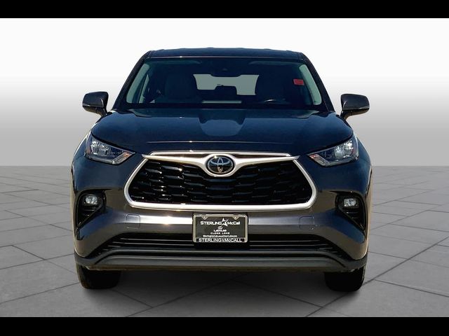 2020 Toyota Highlander LE