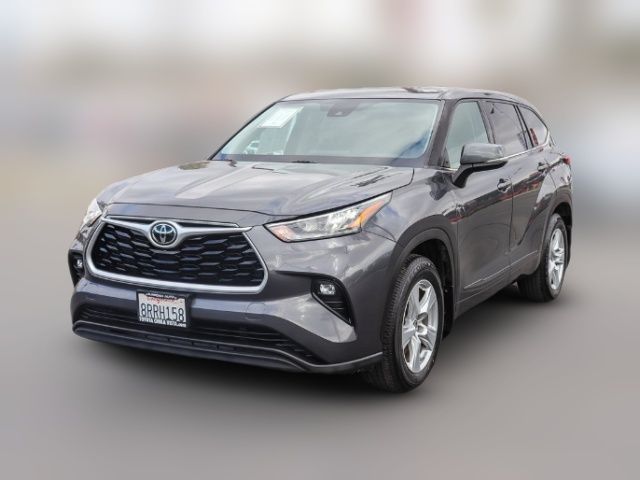 2020 Toyota Highlander LE