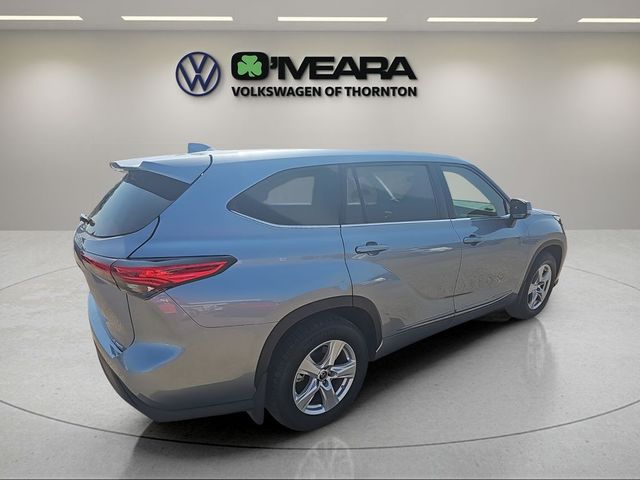 2020 Toyota Highlander LE