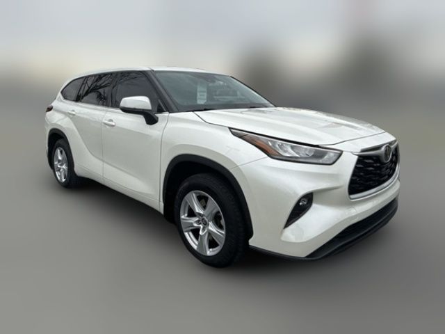 2020 Toyota Highlander LE