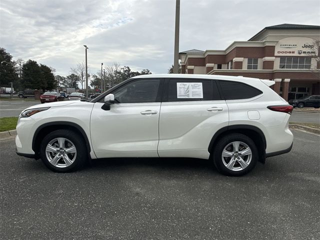 2020 Toyota Highlander LE