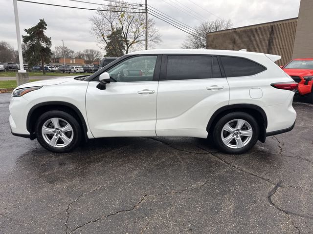 2020 Toyota Highlander LE