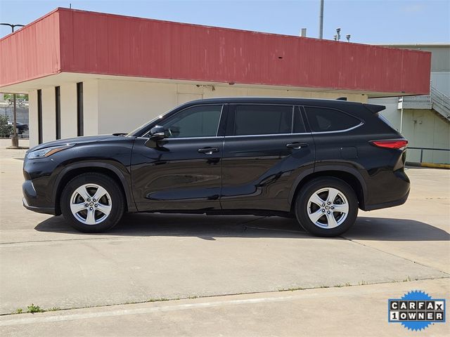 2020 Toyota Highlander LE