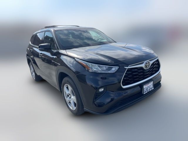 2020 Toyota Highlander LE