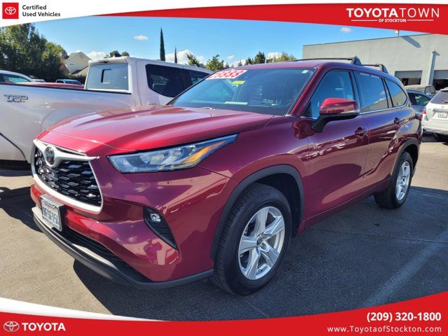 2020 Toyota Highlander LE