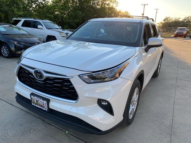 2020 Toyota Highlander LE