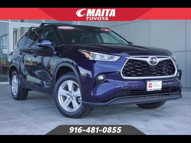 2020 Toyota Highlander LE