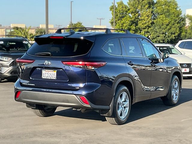 2020 Toyota Highlander LE