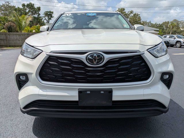 2020 Toyota Highlander LE