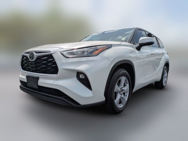 2020 Toyota Highlander LE