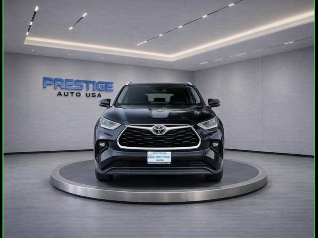 2020 Toyota Highlander LE