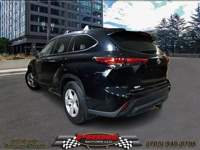 2020 Toyota Highlander LE