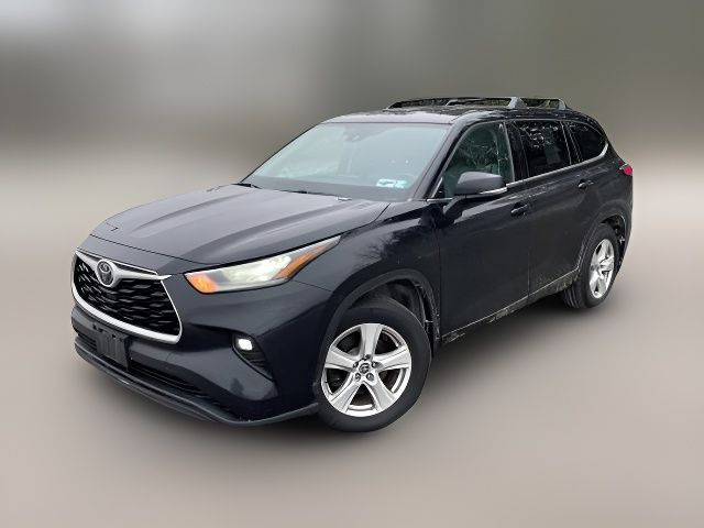 2020 Toyota Highlander LE