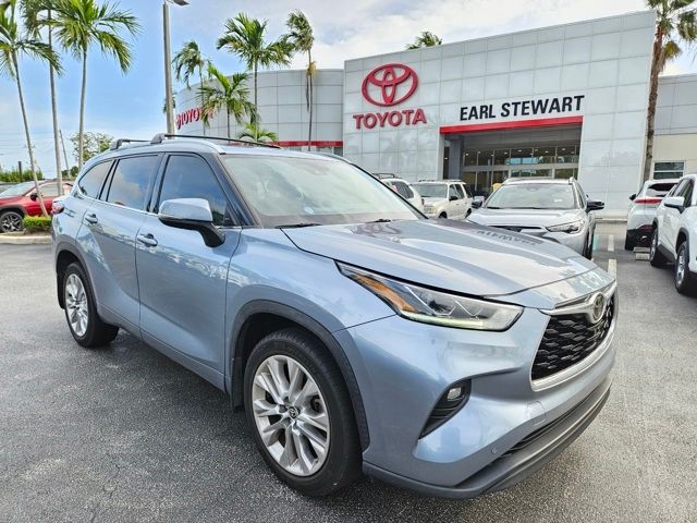 2020 Toyota Highlander Limited