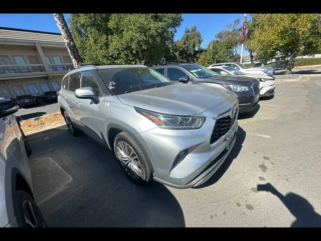 2020 Toyota Highlander Platinum