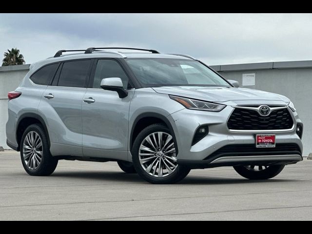 2020 Toyota Highlander Platinum