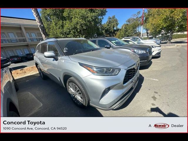 2020 Toyota Highlander Platinum