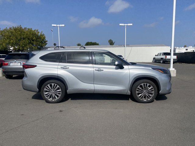 2020 Toyota Highlander Platinum