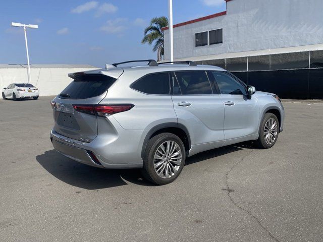 2020 Toyota Highlander Platinum