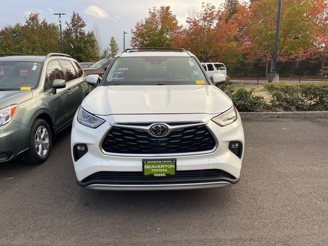 2020 Toyota Highlander Platinum