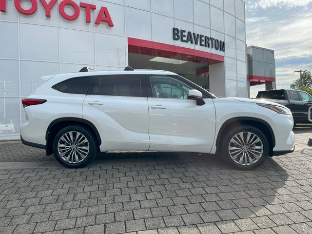 2020 Toyota Highlander Platinum