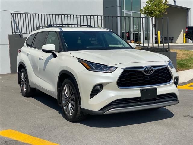 2020 Toyota Highlander Platinum