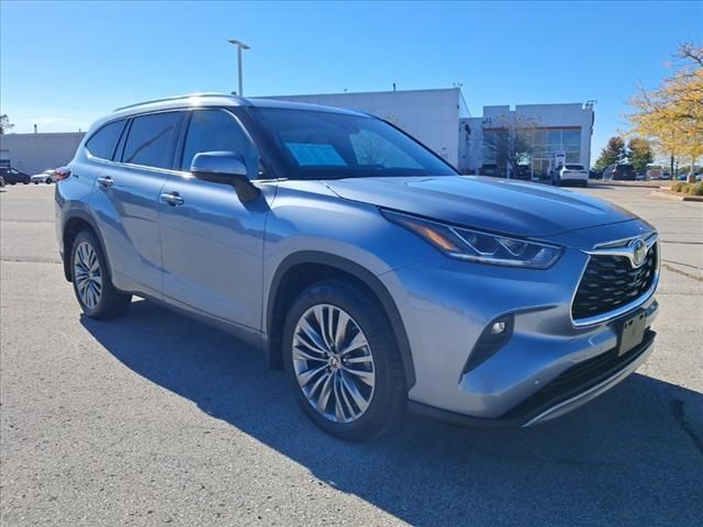 2020 Toyota Highlander Platinum