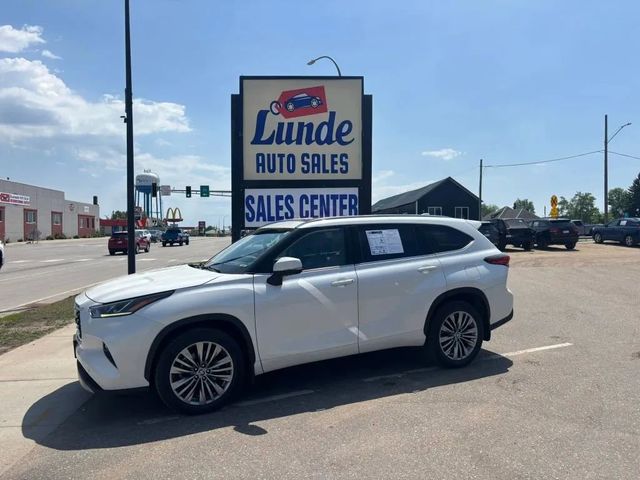 2020 Toyota Highlander Platinum