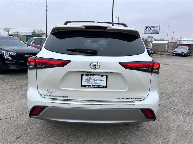 2020 Toyota Highlander Platinum